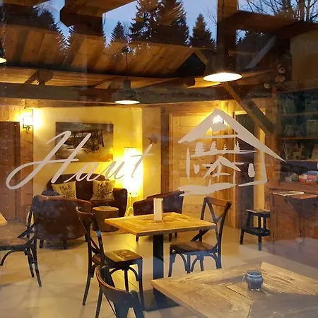 Là Haut&spa Couette-café 3*