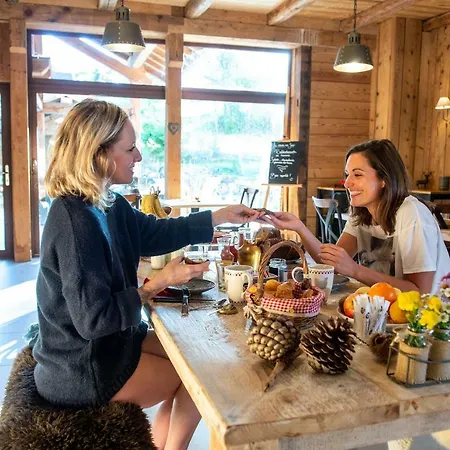 Panzió La Haut & 3*